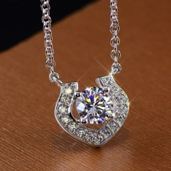 💥Pave Unique Hollow Pendant Necklace for Women, UNVN12410 - Picture 3 of 5